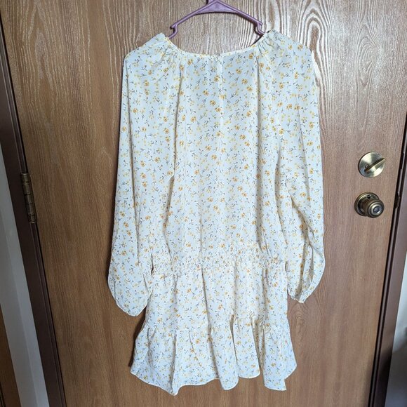 United Lovers white and yellow Floral Dress Romper, L - Picture 3 of 4